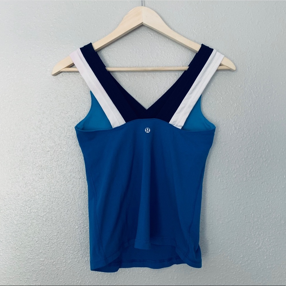 Lululemon Blue Strappy V Neck Tank Top Sz 8 M